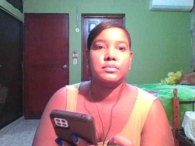 Modelo: sarahlove16