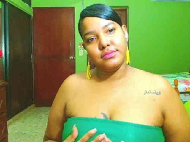 sarahlove16 webcam