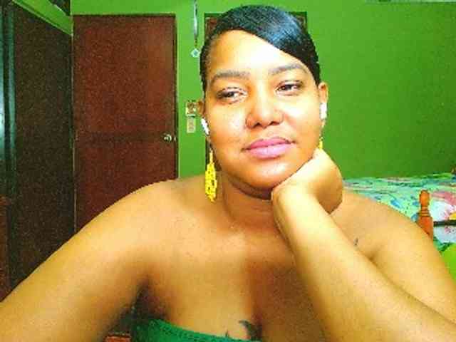 sarahlove16 webcam