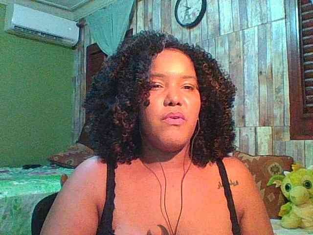 sarahlove16 webcam