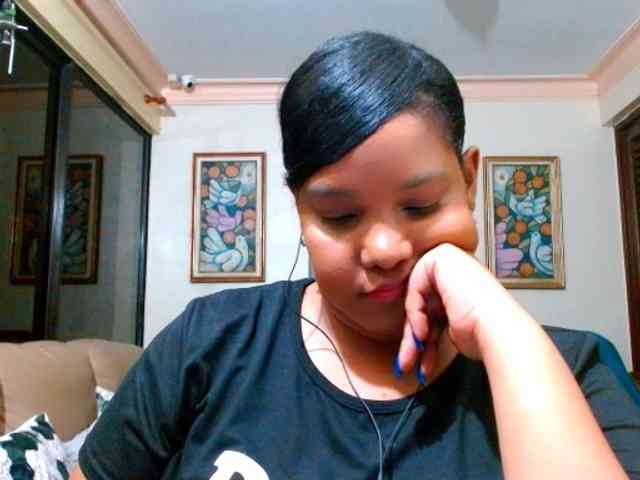 sarahlove16 webcam