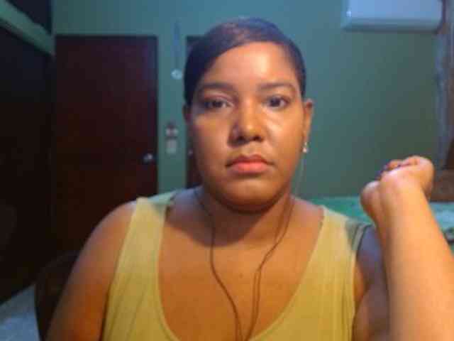 sarahlove16 webcam
