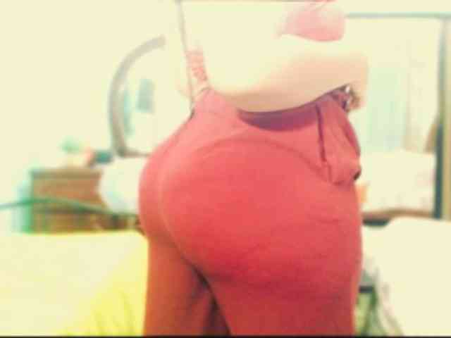 sarahlove16 webcam