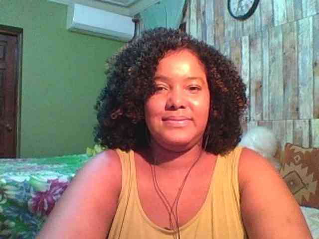 sarahlove16 webcam