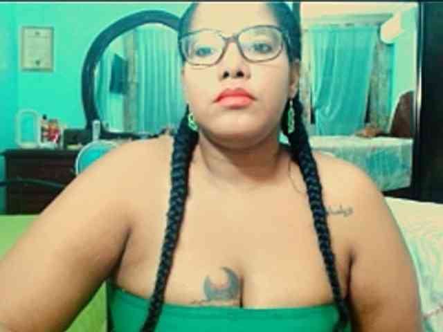 Modelo: sarahlove16