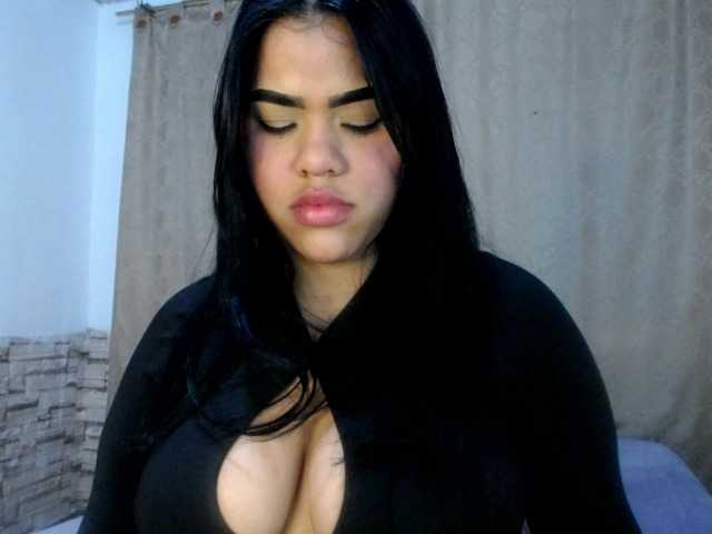 Bicky24 live cam on BongaCams