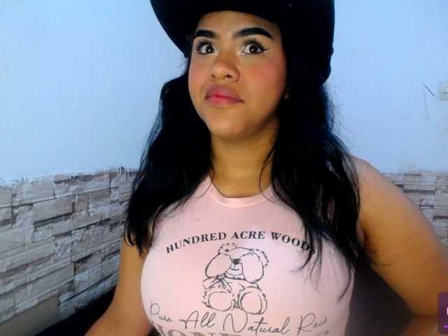 Bicky24 live cam on BongaCams