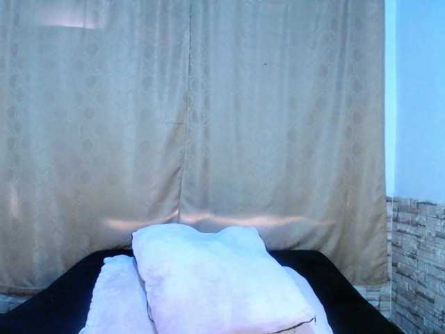 Bicky24 live cam on BongaCams