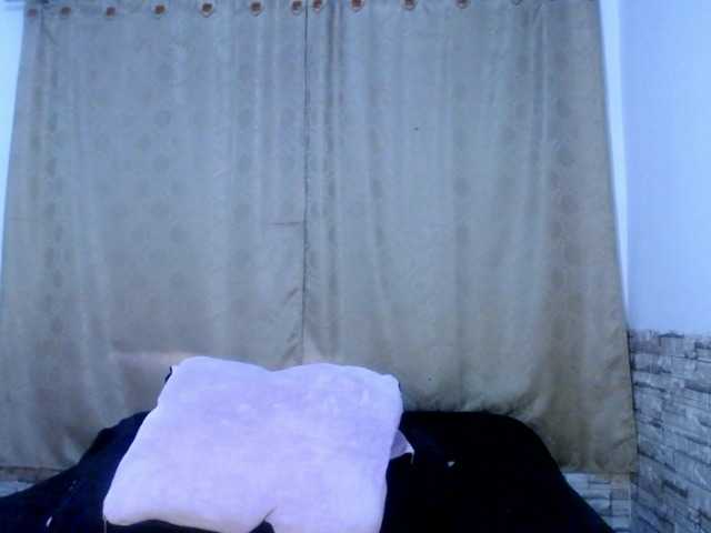 Bicky24 live cam on BongaCams