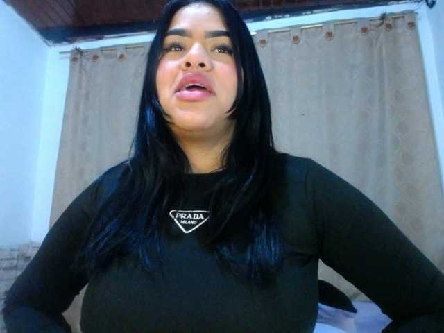 Bicky24 live cam on BongaCams
