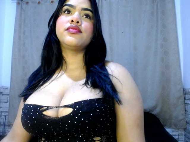Bicky24 live webcam show
