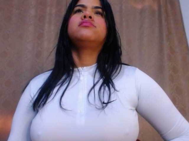 Bicky24 live cam on BongaCams