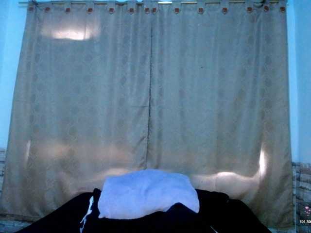 Bicky24 live cam on BongaCams