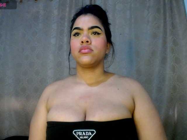 Bicky24 live cam on BongaCams