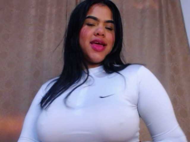 Bicky24 live cam on BongaCams