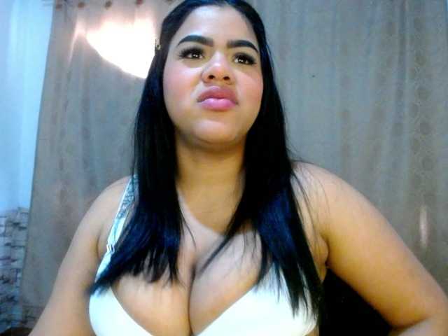 Bicky24 live cam on BongaCams