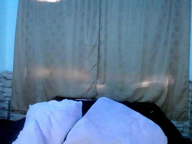 Bicky24 live webcam show
