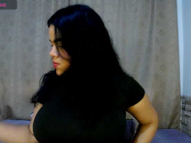Bicky24 live cam on BongaCams