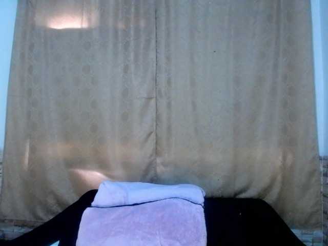 Bicky24 live webcam show