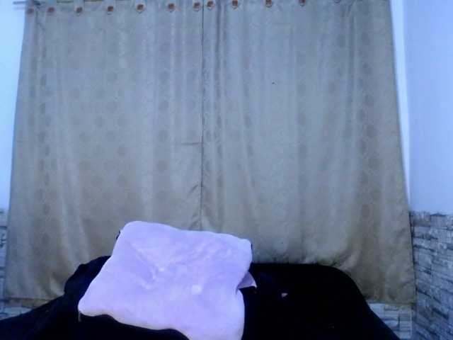 Bicky24 live cam on BongaCams