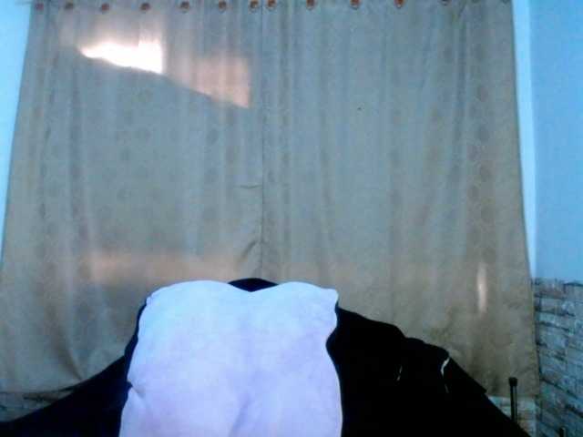 Bicky24 live cam on BongaCams