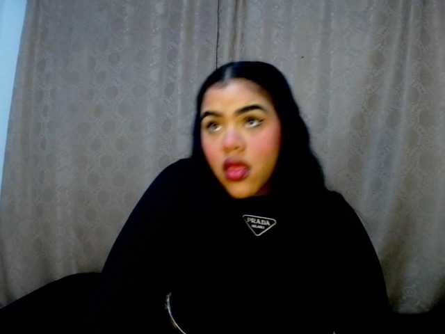 Bicky24 live cam on UnifiedCams
