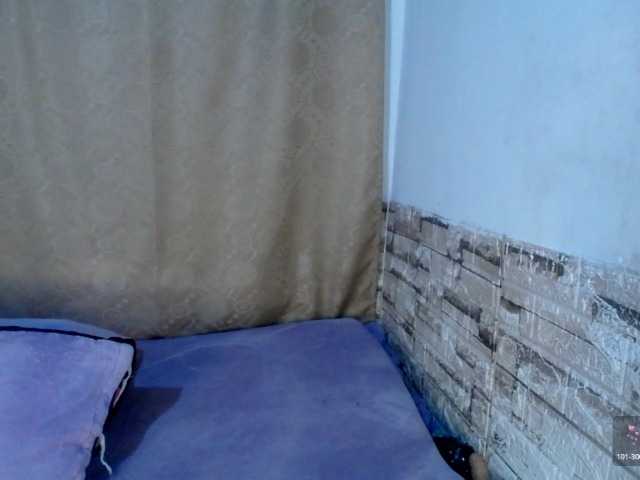 Bicky24 live cam on BongaCams