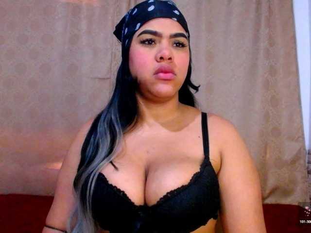 Bicky24 live cam on BongaCams