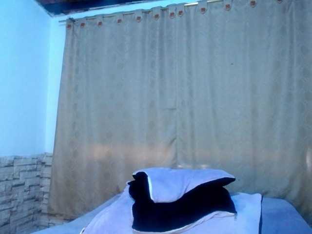 Bicky24 live cam on BongaCams