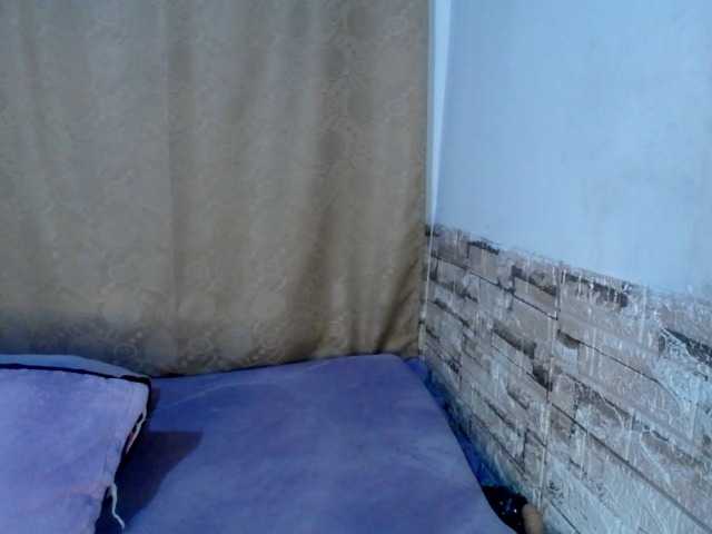 Bicky24 live cam on BongaCams