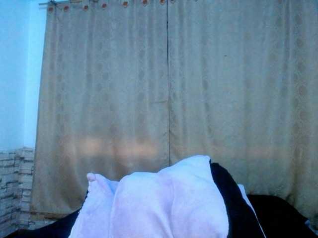 Bicky24 live cam on BongaCams