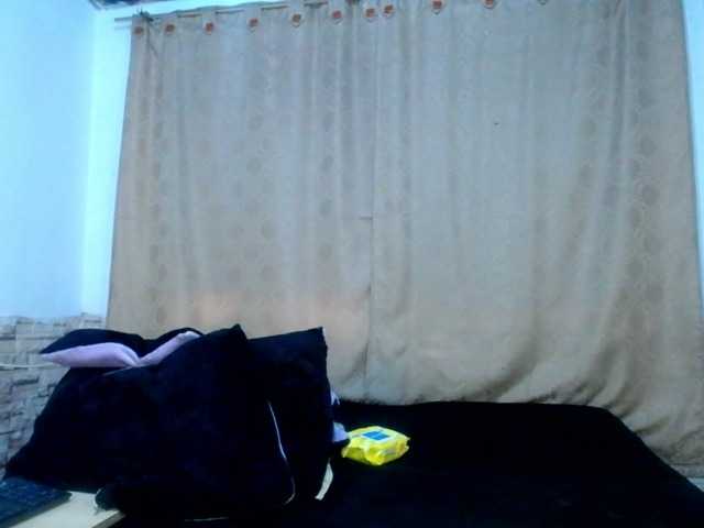 Bicky24 live cam on BongaCams