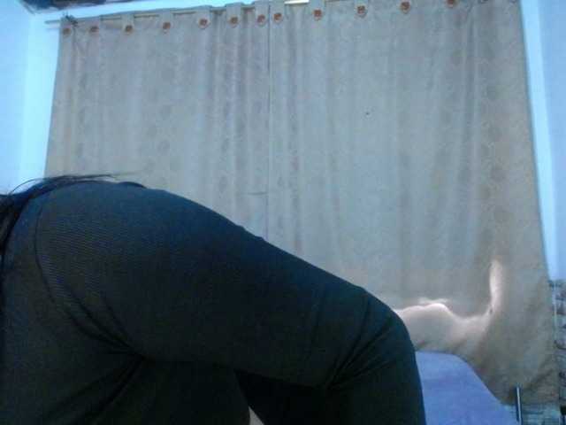Bicky24 live cam on BongaCams