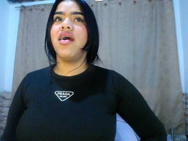 Bicky24 live cam on BongaCams