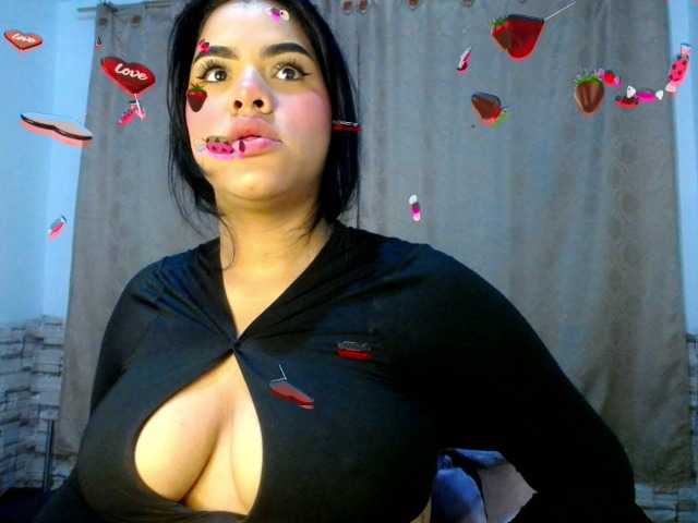 Bicky24 live cam on BongaCams