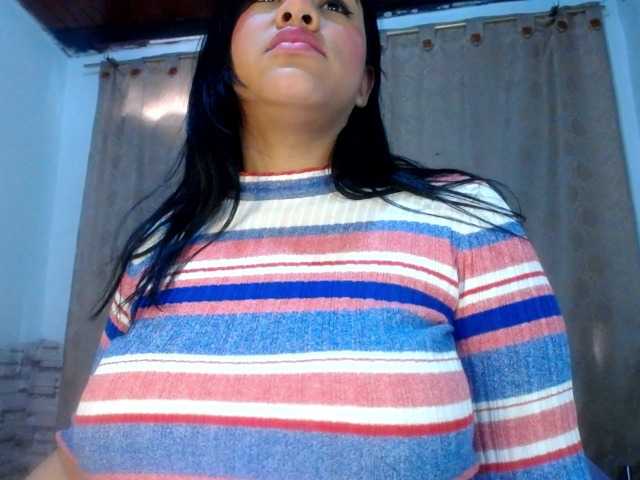 Bicky24 live cam on BongaCams