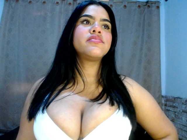 Bicky24 live cam on BongaCams