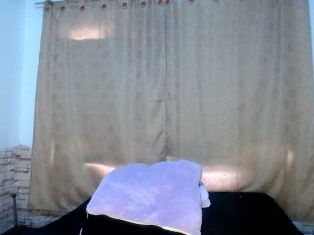 Bicky24 live cam on BongaCams