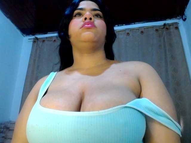 Bicky24 live cam on BongaCams