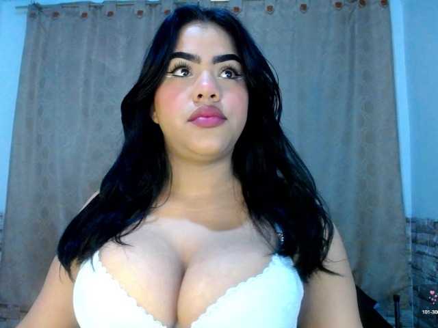Bicky24 live cam on BongaCams