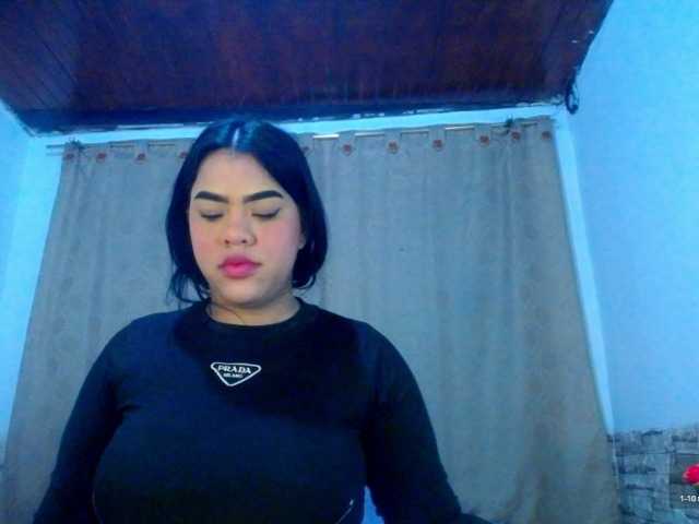 Bicky24 live cam on BongaCams