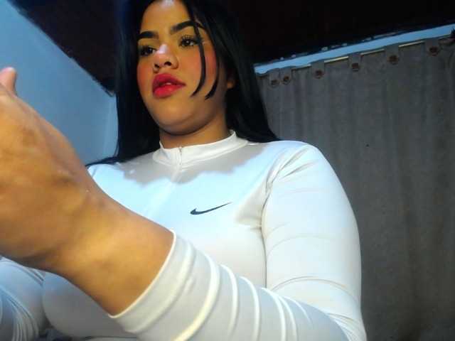 Bicky24 live cam on BongaCams
