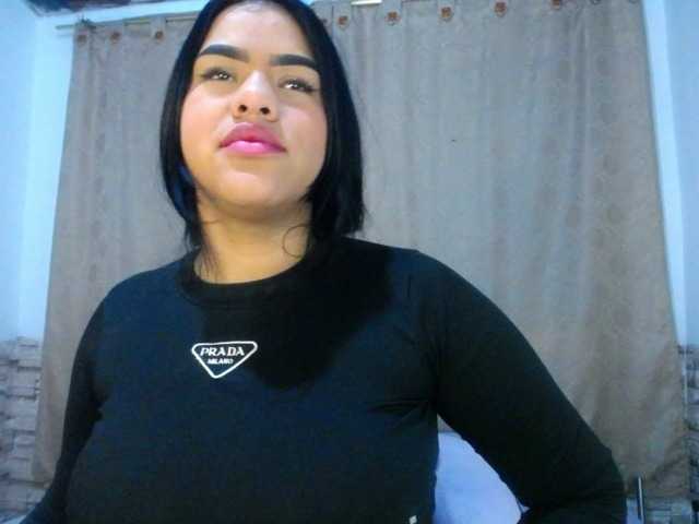 Bicky24 live cam on BongaCams
