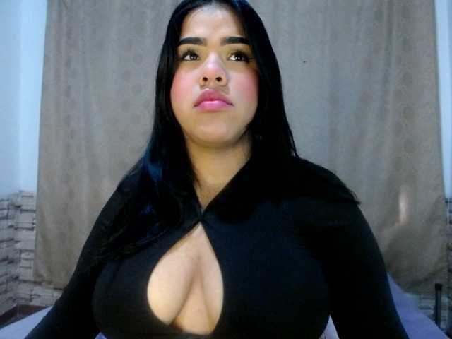 Bicky24 live cam on BongaCams
