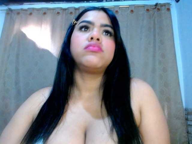 Bicky24 live cam on BongaCams