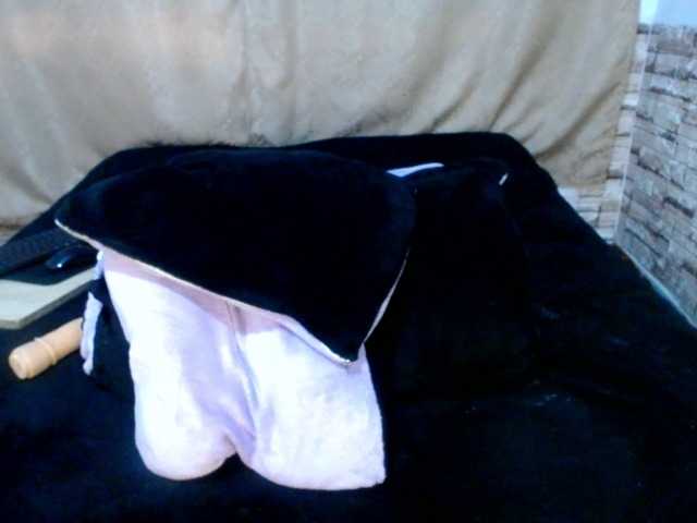 Bicky24 live webcam show