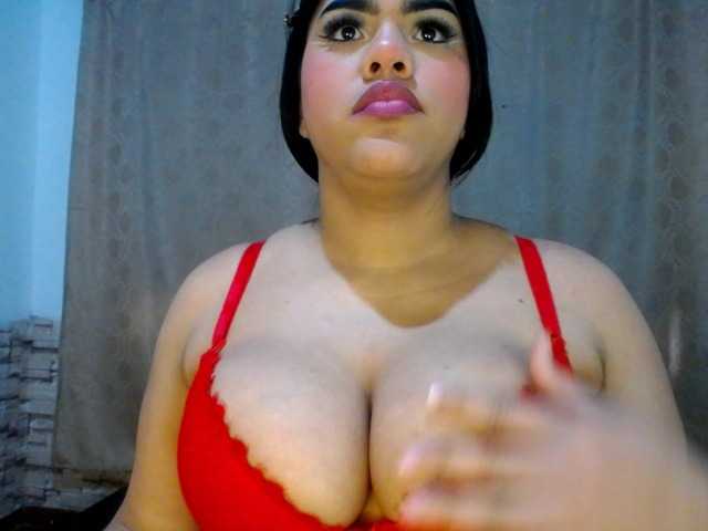 Bicky24 live cam on BongaCams