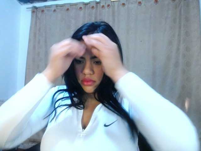 Bicky24 live cam on BongaCams