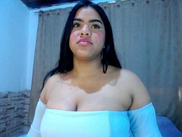 Bicky24 live cam on BongaCams