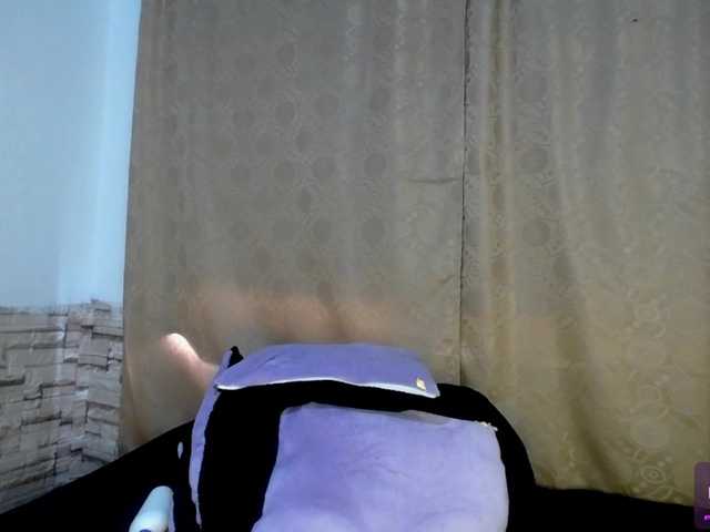 Bicky24 live cam on BongaCams